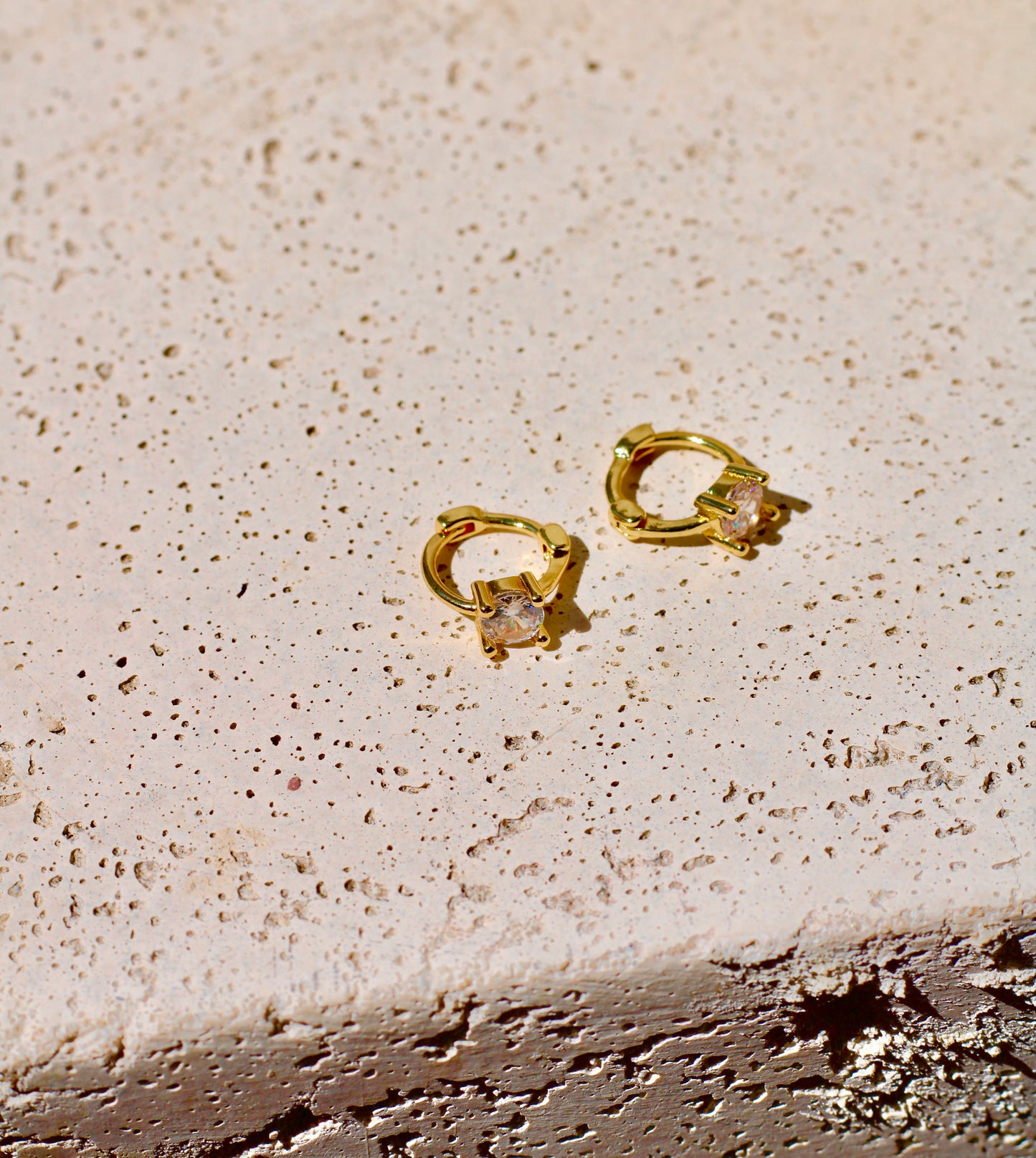 Dainty Divine Huggies