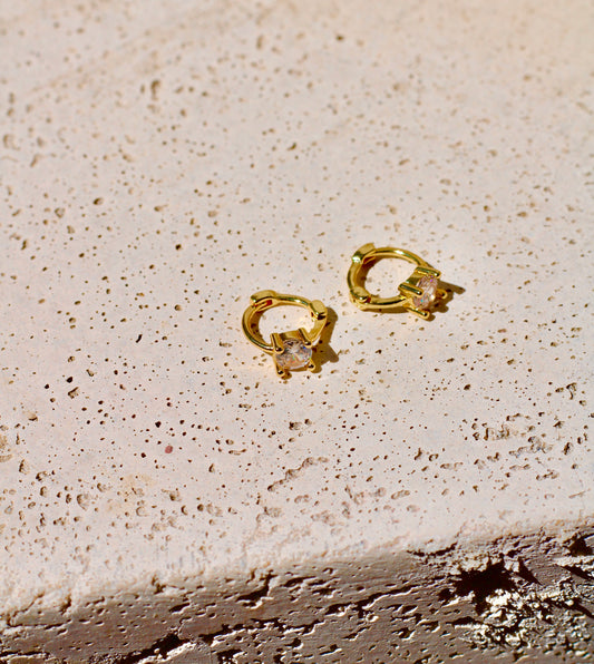 Dainty Divine Huggies